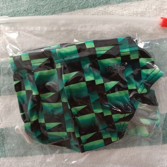 (*) VINTAGE 1" SIDES SPEEDO SWIM BRIEF, SIZE 30", BLACK & GREEN - (Pre-owned) - Picture 8 of 8